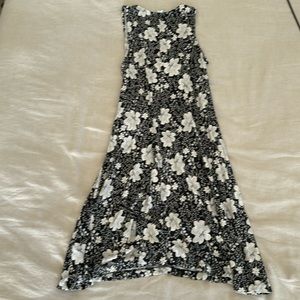 Black and white floral a line tank dress sz s